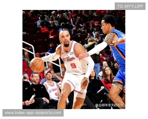 太阳教练战术换招频繁:探索篮球场上的“魔术师”