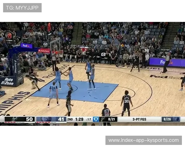 福克斯疾速反击上篮，国王将比赛拖入加时